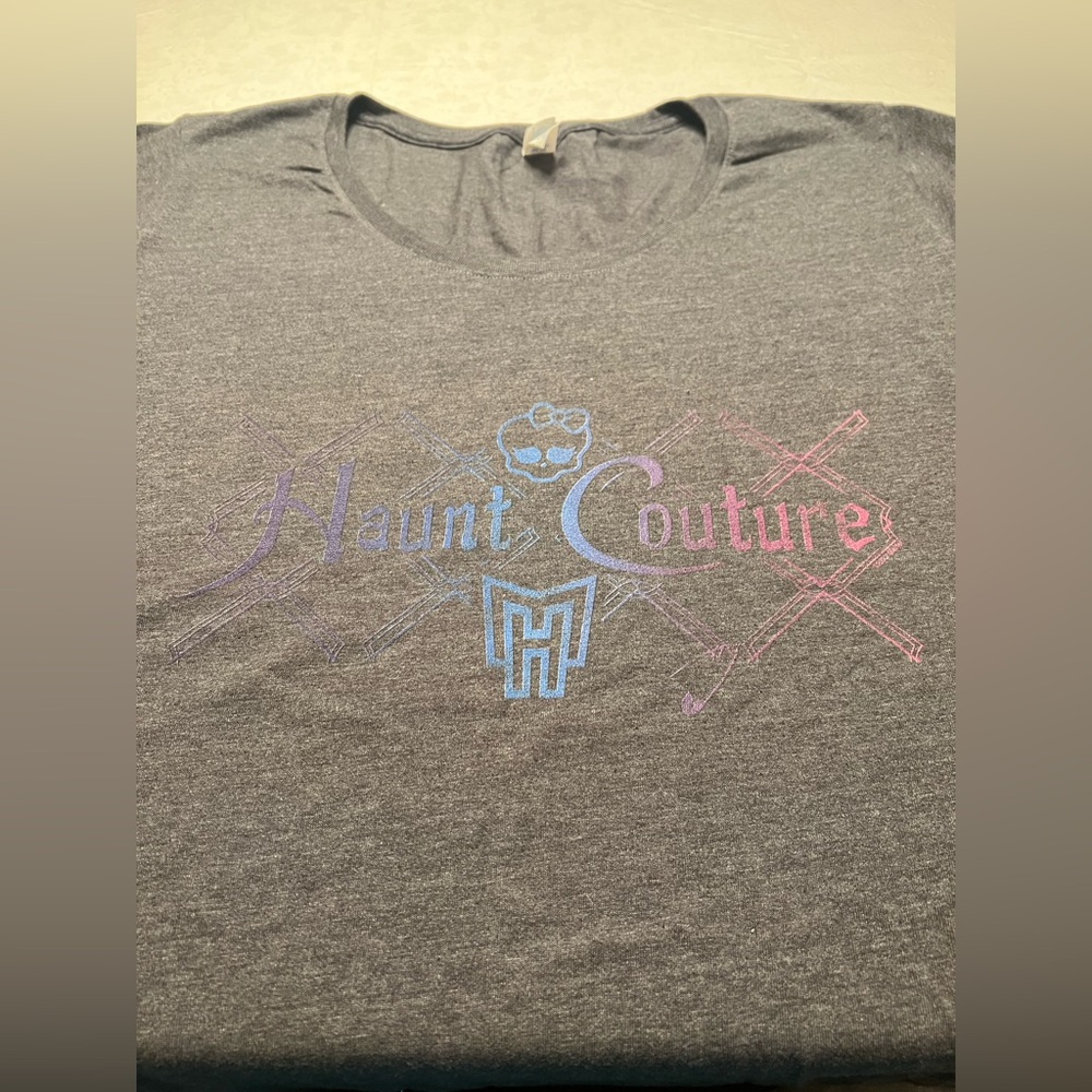 Monster High Haunt Couture Dark Gray Women's Short Sleeve Tee
